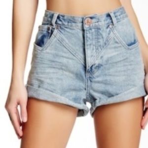 One Teaspoon Relaxed High Rise Shorts (Hawks)